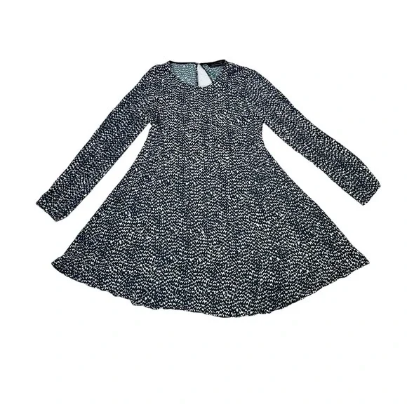 Zara | Dresses | Zara Womens Size S Swing Shift Dress Blue White Long Sleeve Geometric Print Mini | Poshmark Zara | Dresses | Zara Womens Size S Swing Shift Dress Blue White Long Sleeve Geometric Print Mini | Poshmark